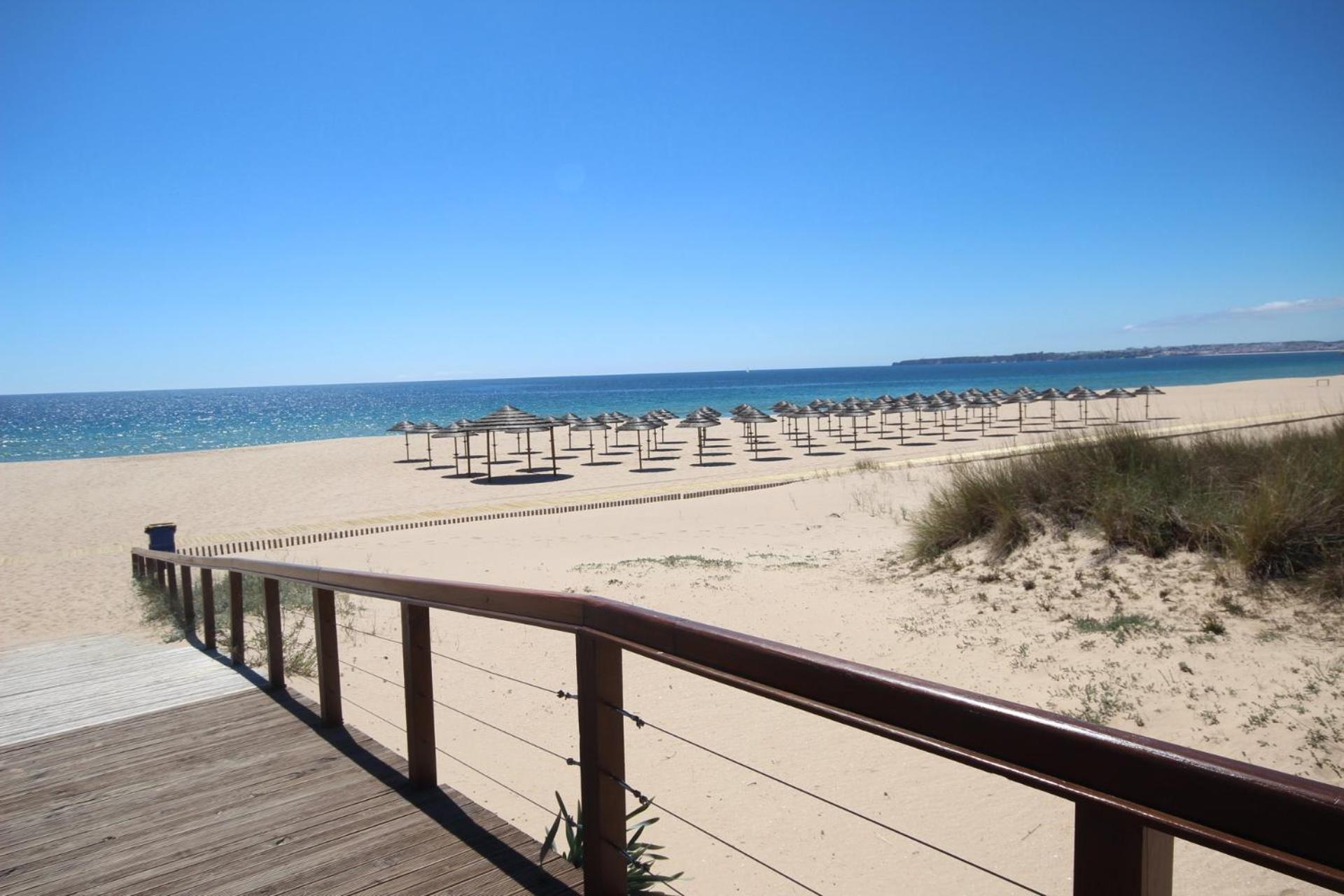 Apartment On The Beach By Amcf Alvor Zewnętrze zdjęcie